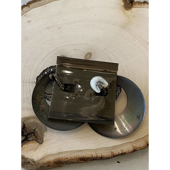 UNIQUE FAUX MALACHITE AND BRASS-TONE VINTAGE CLIP ON EARRINGS - Picture 6 of 9